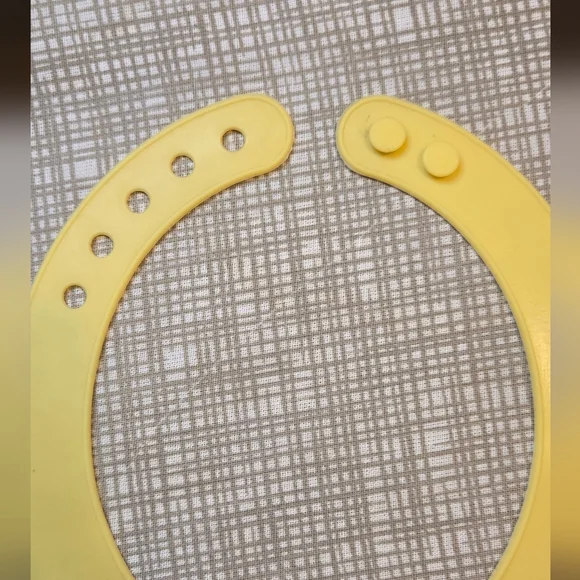 Children's silicone bibs - Picture 4 of 6